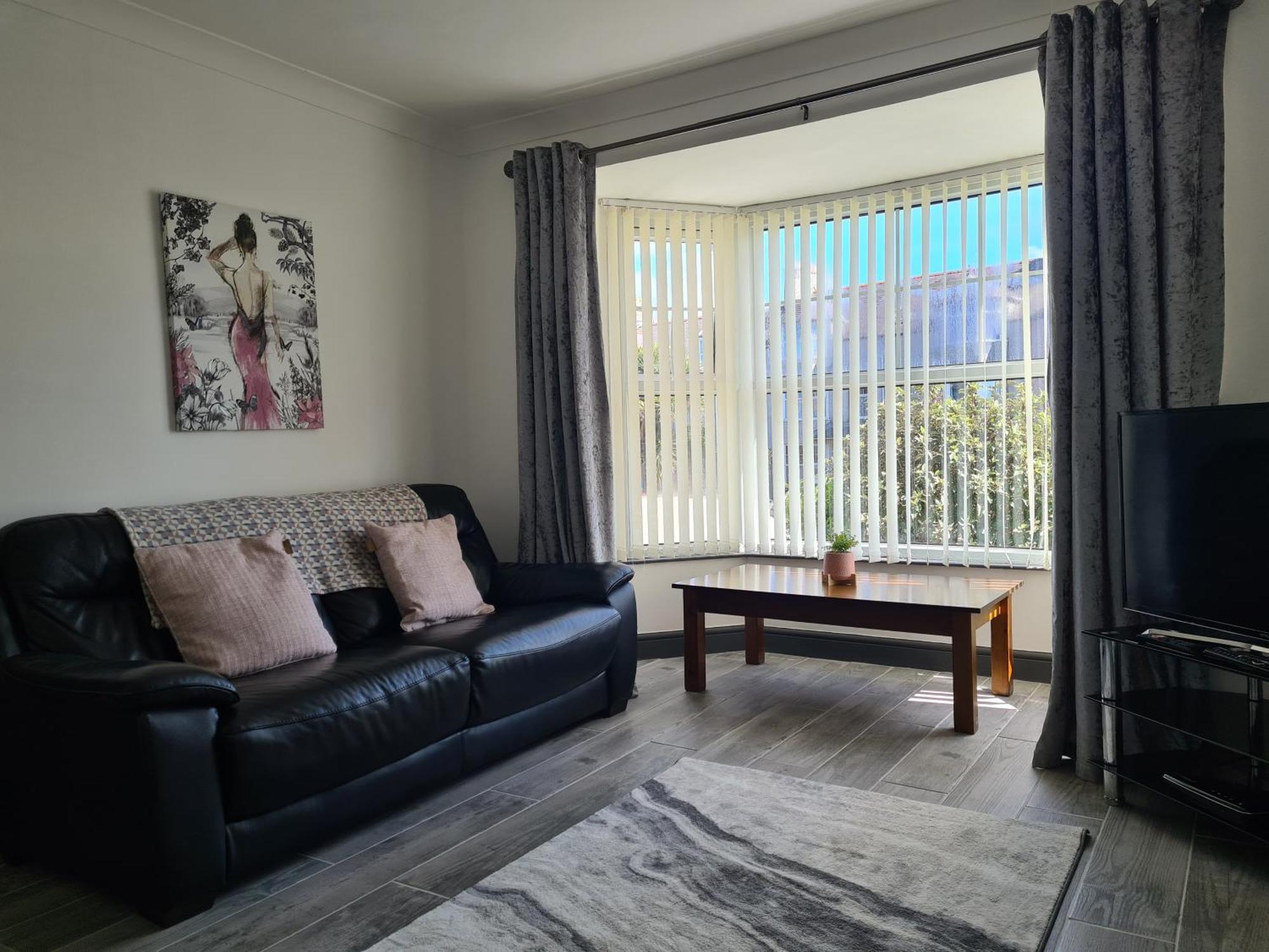 Blodfa Villa Holyhead Bagian luar foto