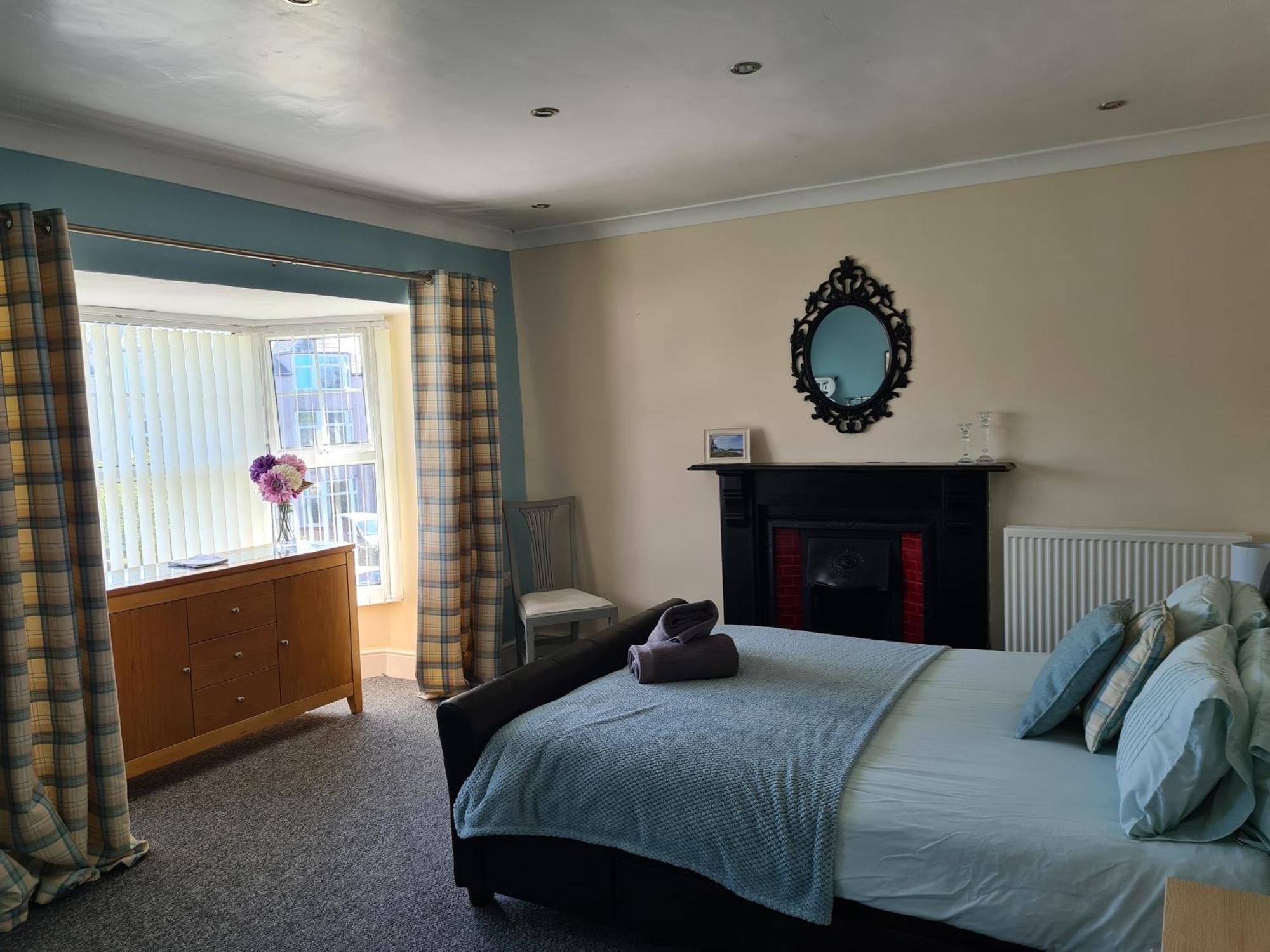 Blodfa Villa Holyhead Bagian luar foto