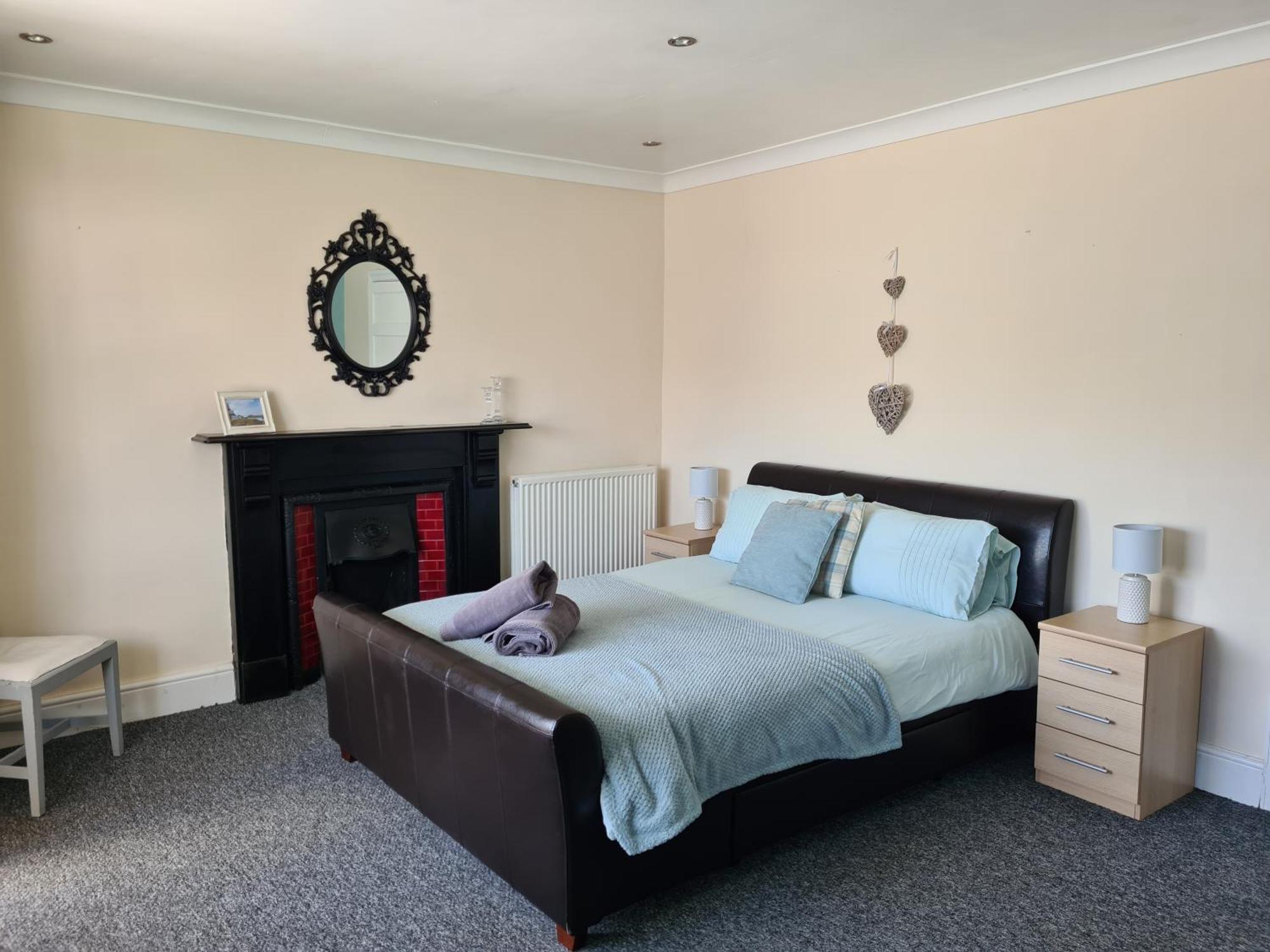 Blodfa Villa Holyhead Bagian luar foto